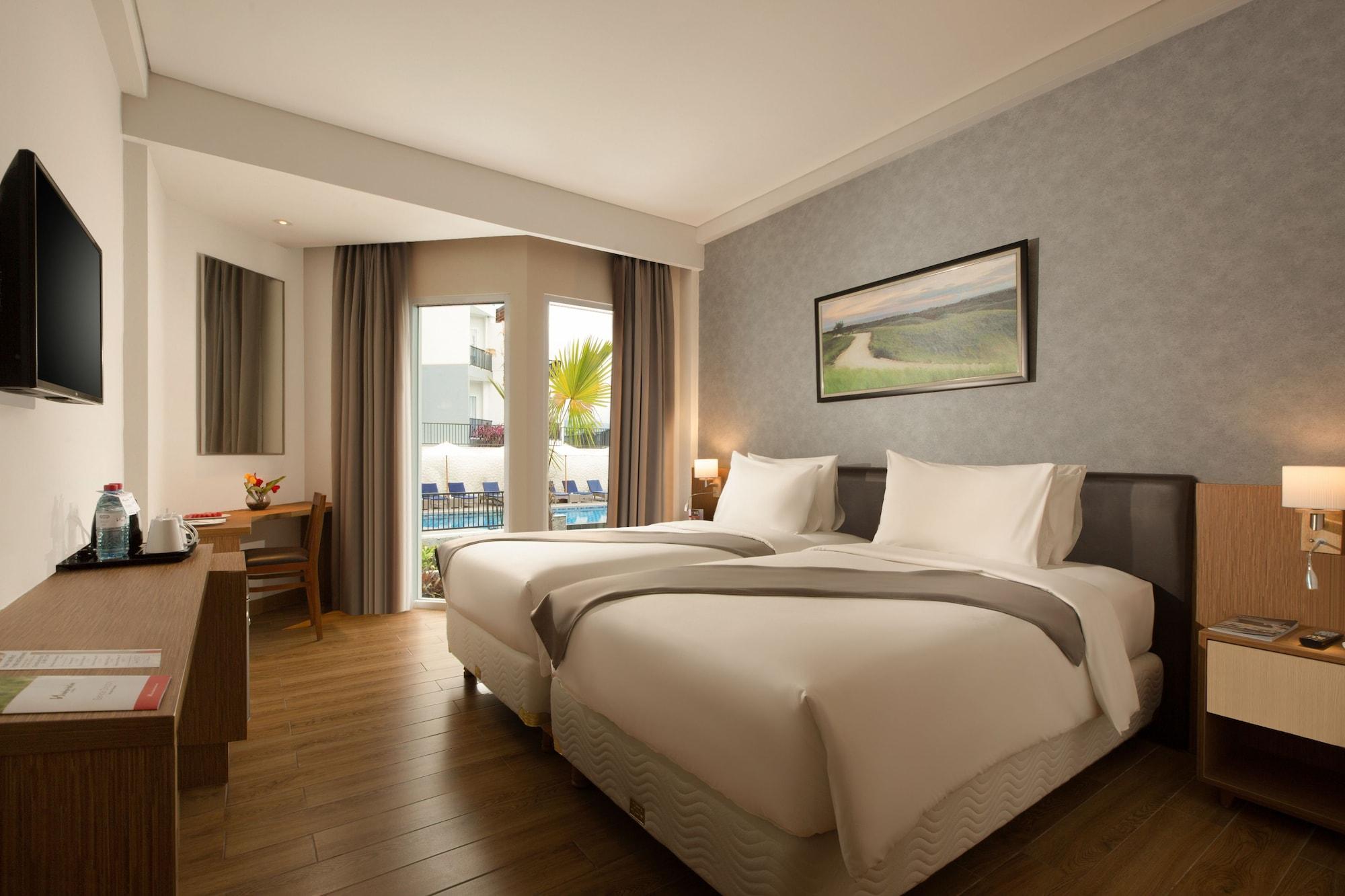 Swiss-Belinn Luwuk Eksteriør billede